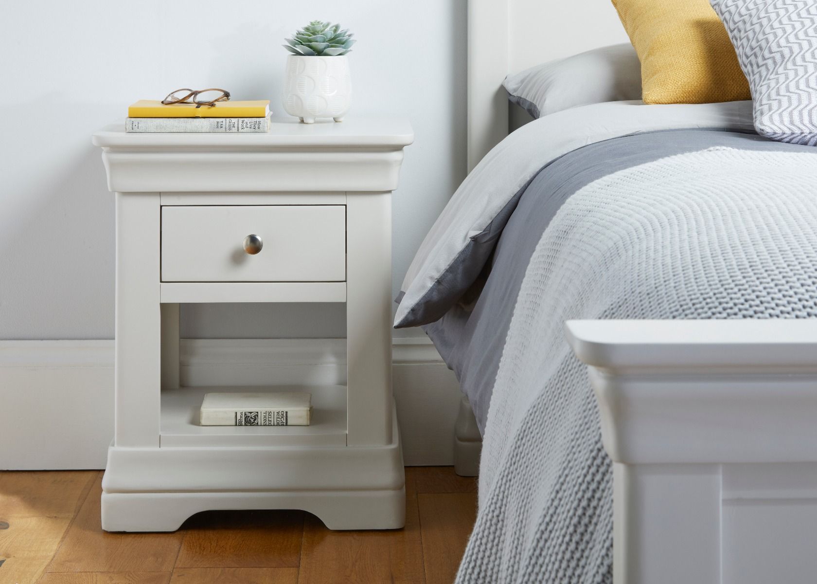 Toulouse Grey Painted 1 Drawer Bedside Table Fully Assembled Top