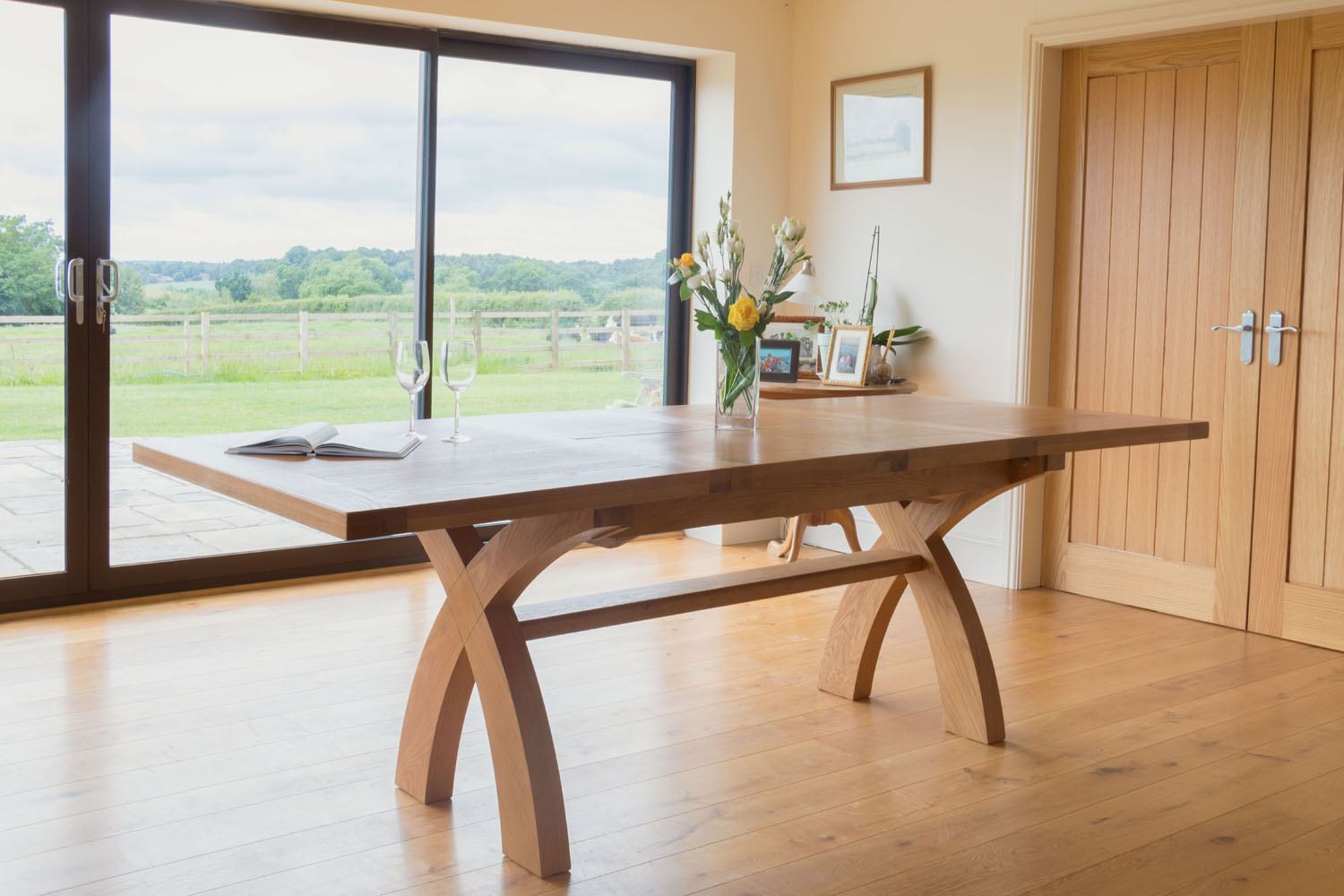 Large 10+ Seater Extending Oak Dining Tables Top Furniture